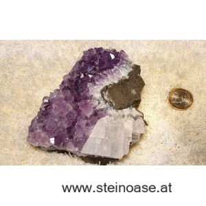 Amethyst Drusenstück mit Calcit